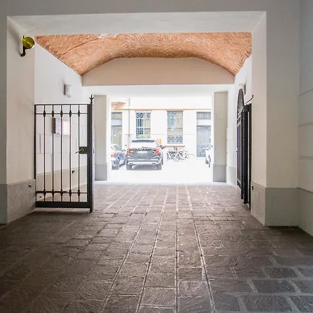 Hintown S. Fermo * Milan